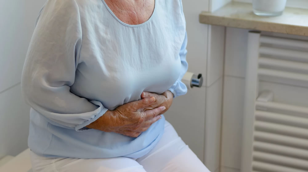 Constipação em idosos causas, cuidados e como melhorar o funcionamento intestinal